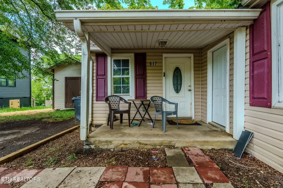 917 E Drive E, Knoxville, TN 37920 - #3