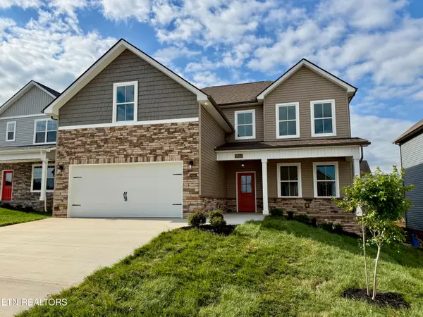 8922 Queensdale Lane, Knoxville, TN 37924