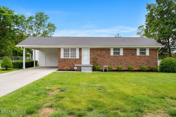 4616 Blairwood Drive, Knoxville, TN 37938
