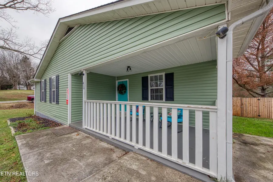 416 Mill St, Madisonville, TN 37354 - #2
