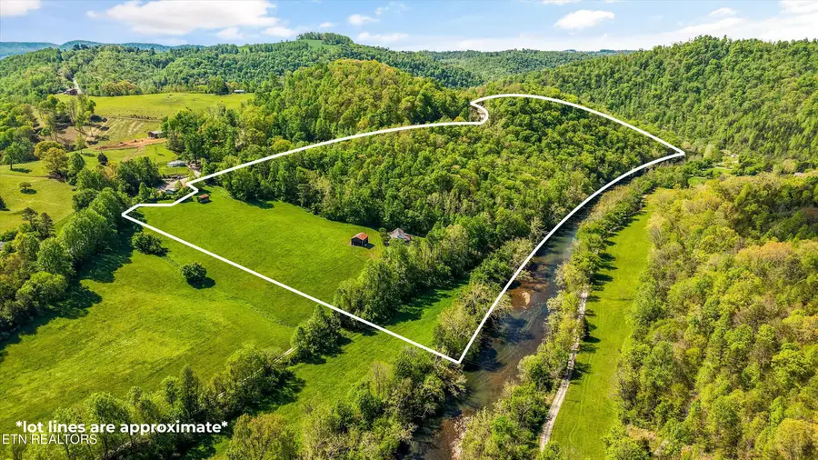 4151 Cave Springs Rd, Tazewell, TN 37879 - #2