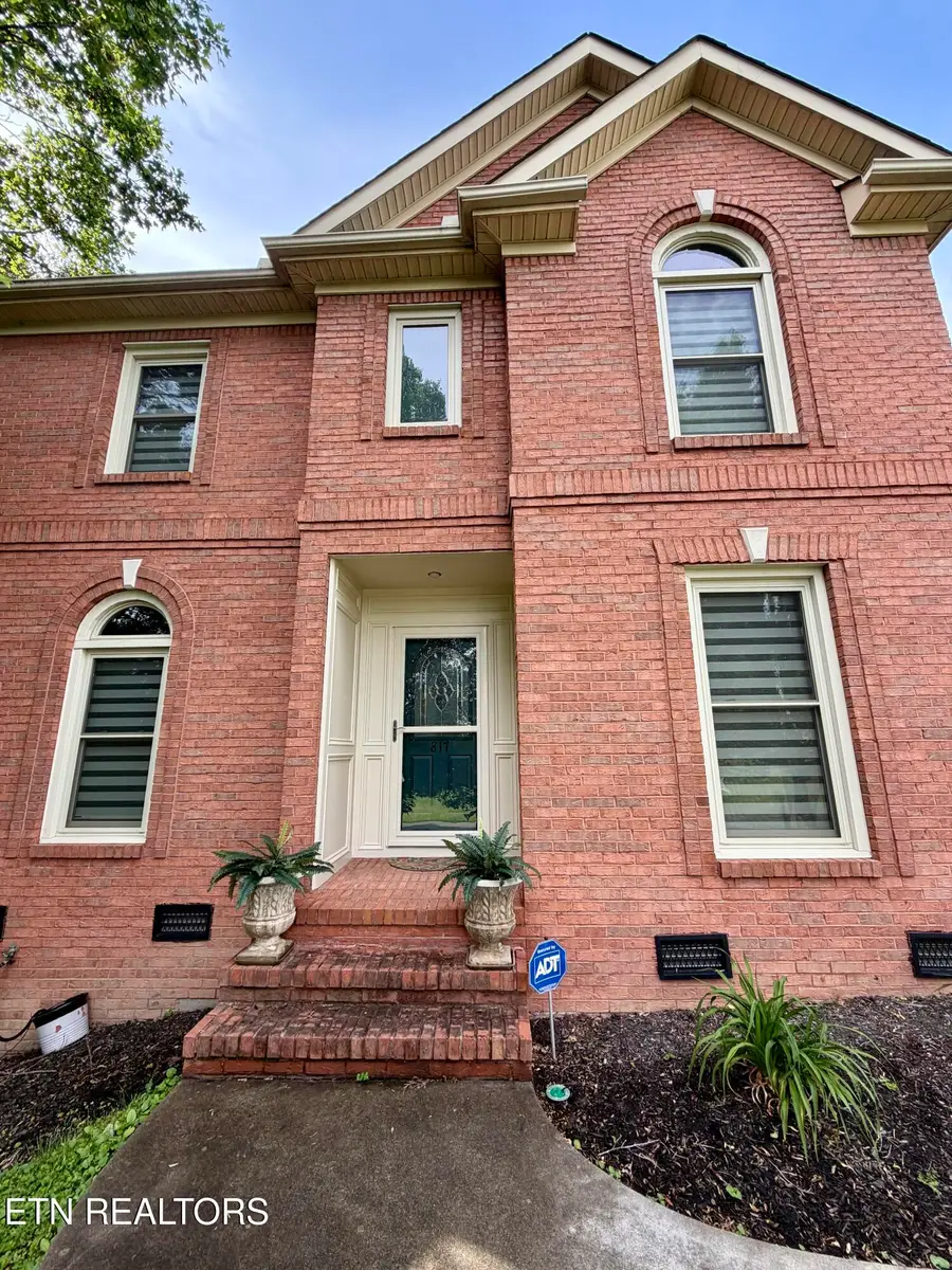 817 Tate Trotter Rd, Powell, TN 37849 - #2