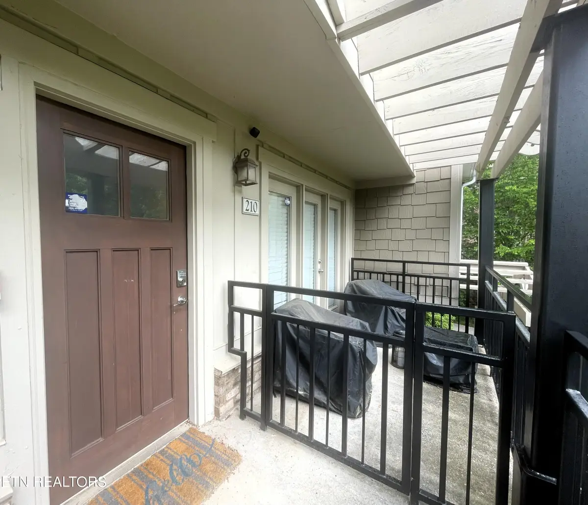 3950 Cherokee Woods Way #210, Knoxville, TN 37920 - #1
