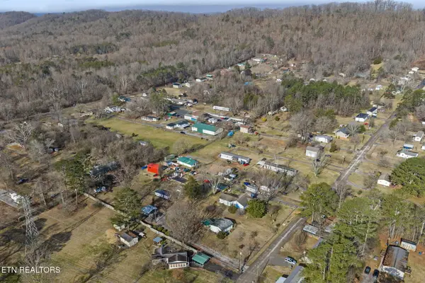 2352 Mynatt Rd, Knoxville, TN 37918