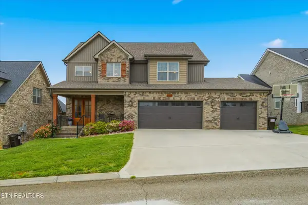 2334 Hickory Crest Lane, Knoxville, TN 37932