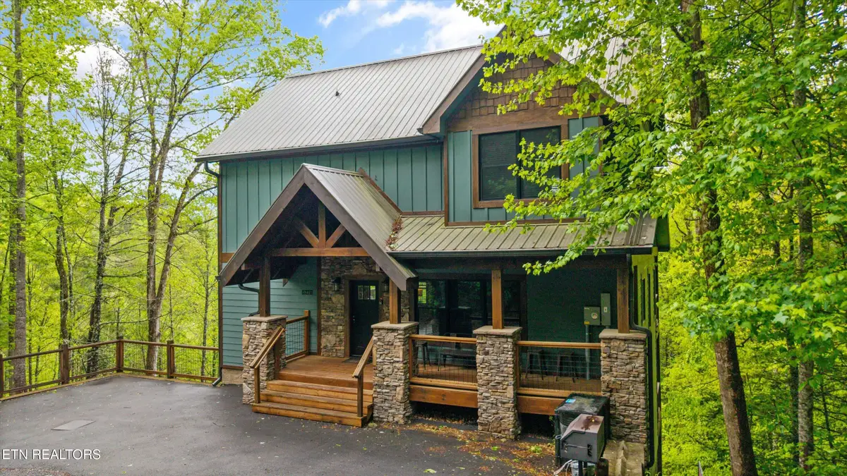 5276 Riversong Way, Sevierville, TN 37876 - #1