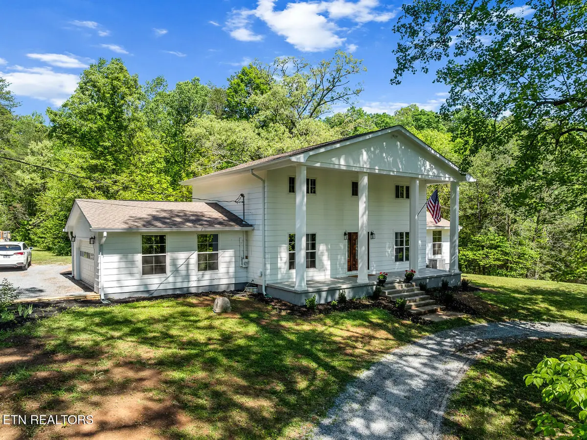 6842 Four Mile Rd, Maryville, TN 37803 - #1