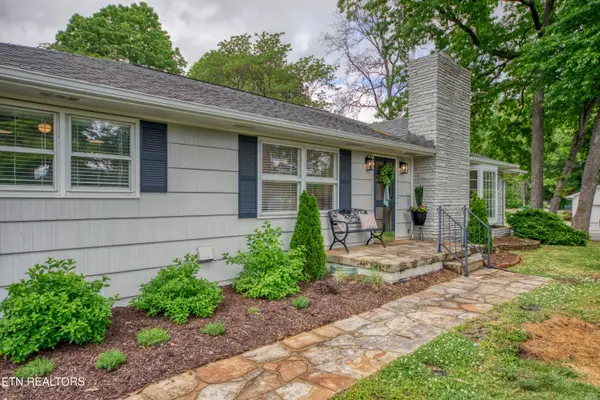 6903 Sheffield Drive, Knoxville, TN 37909