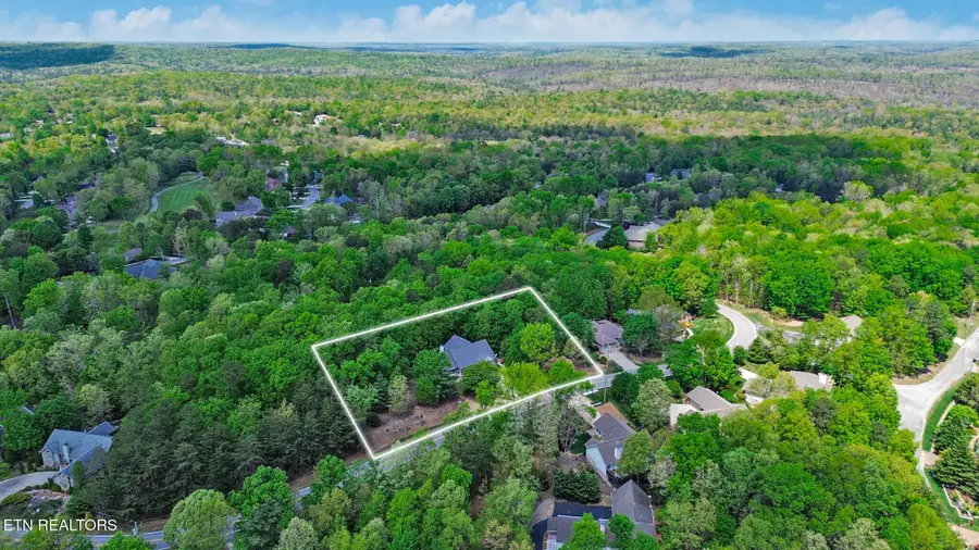126 Mariners Drive, Crossville, TN 38558 - #2