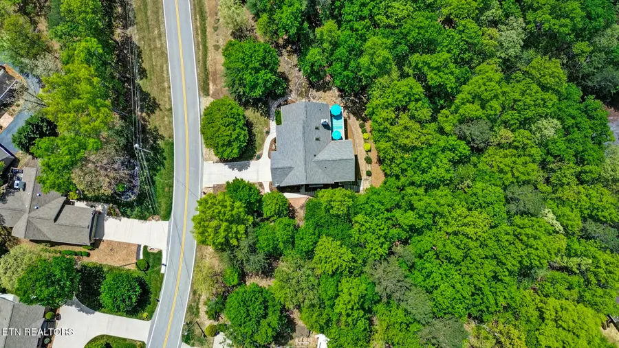 126 Mariners Drive, Crossville, TN 38558 - #3