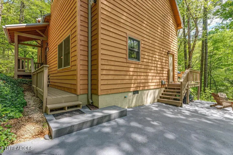 102 Cutter Gap Rd, Townsend, TN 37882 - #3
