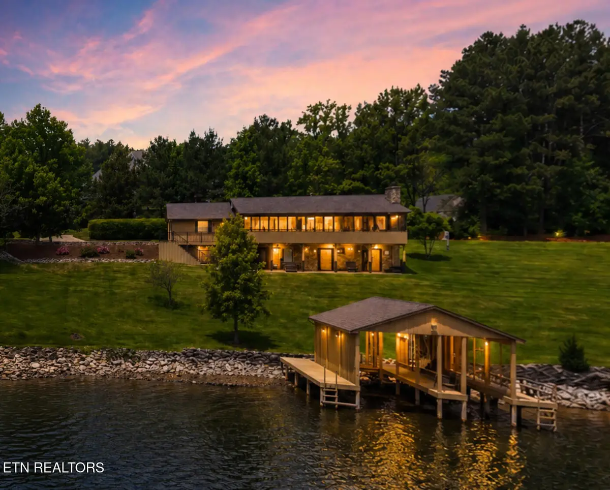 326 Chamberlain Cove Rd, Kingston, TN 37763 - #1
