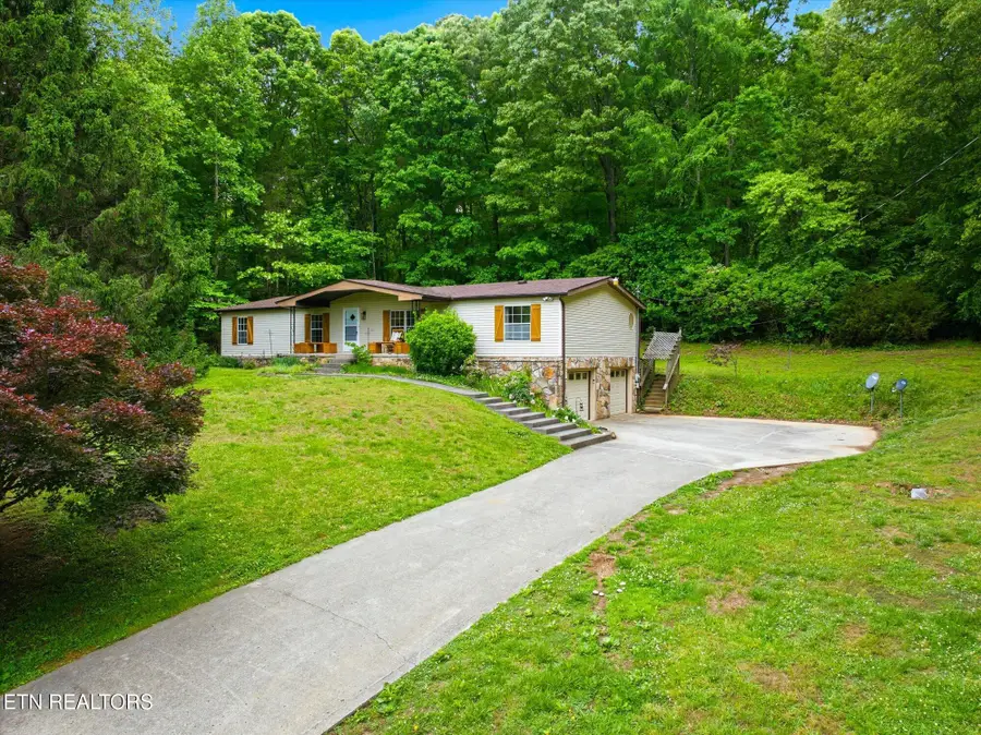 1440 Oren White Rd, Lenoir City, TN 37771 - #3