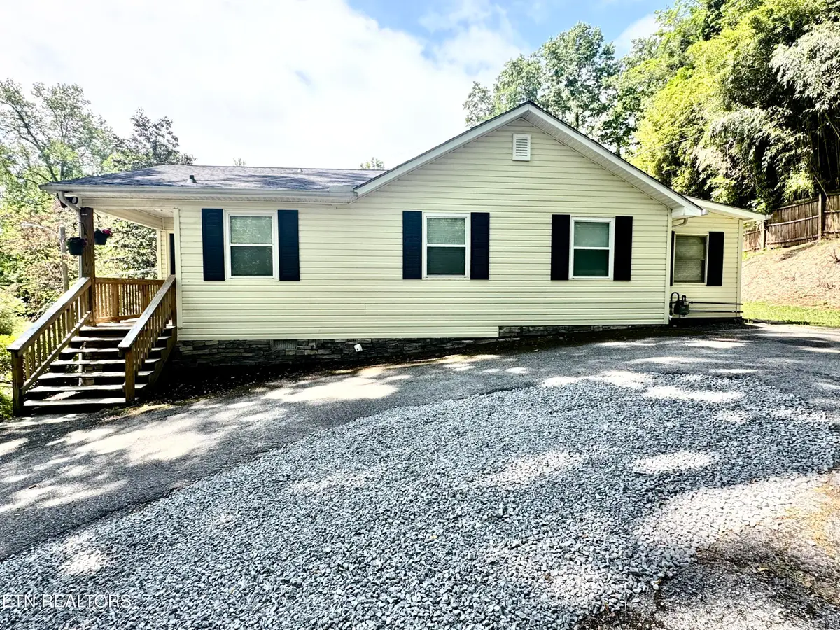 130 Crescent Rd, Norris, TN 37828 - #1