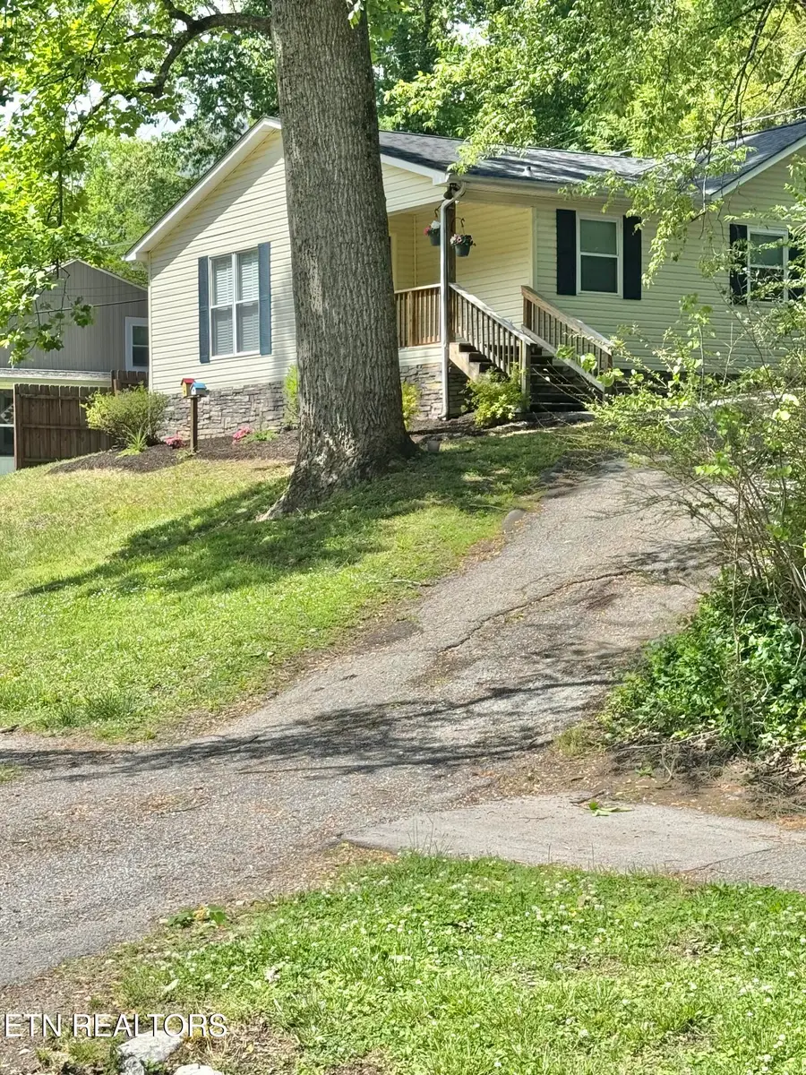 130 Crescent Rd, Norris, TN 37828 - #3