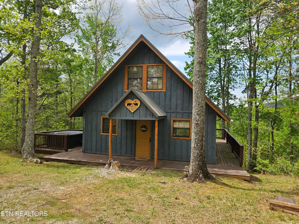3827 Getta Way, Gatlinburg, TN 37738 - #1
