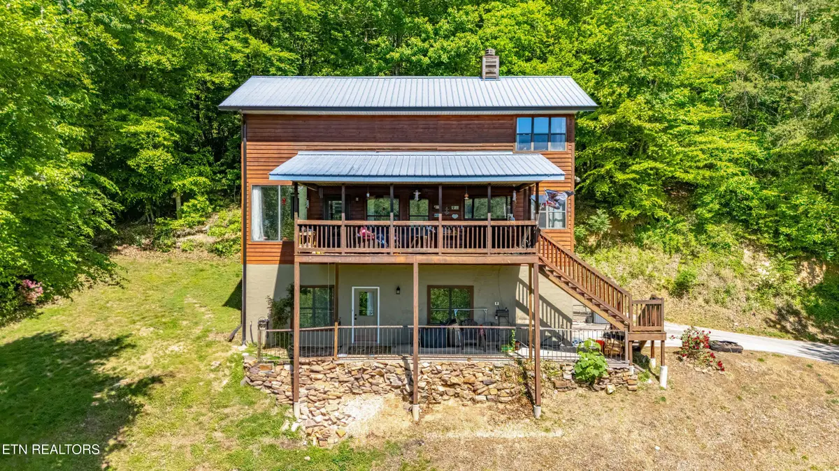 1738 Mountain Shores Rd, New Tazewell, TN 37825 - #1