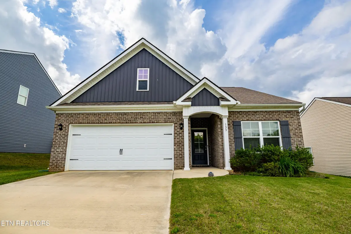 133 Ashe Ave, Lenoir City, TN 37771 - #1