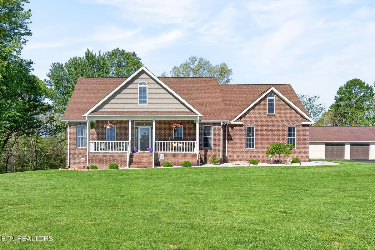 714 Pow Camp Rd, Crossville, TN 38572 - #1