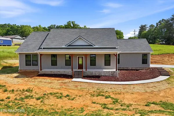 898 Brick Mill Rd, Maryville, TN 37801