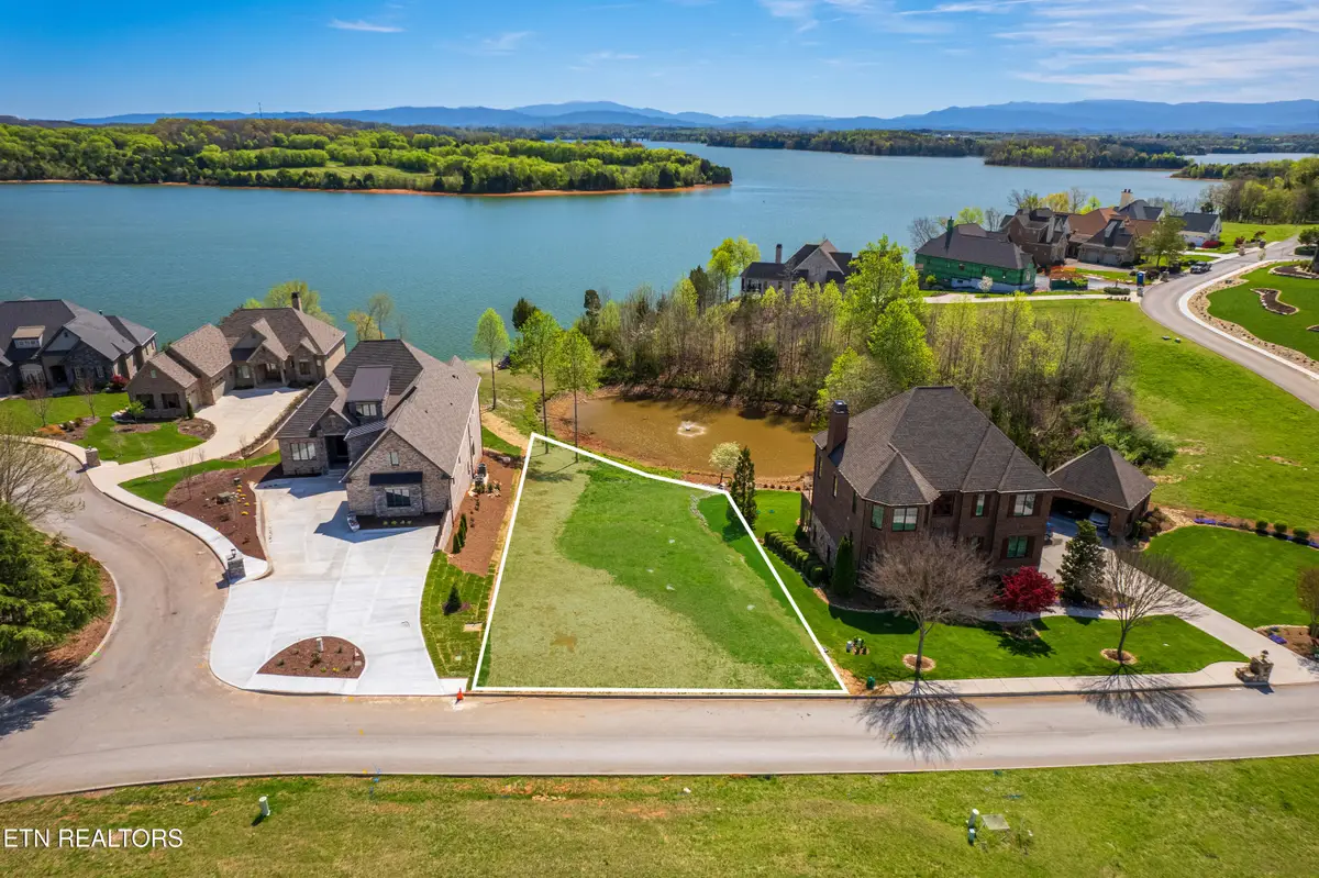 101 Breakers Drive, Vonore, TN 37885 - #1