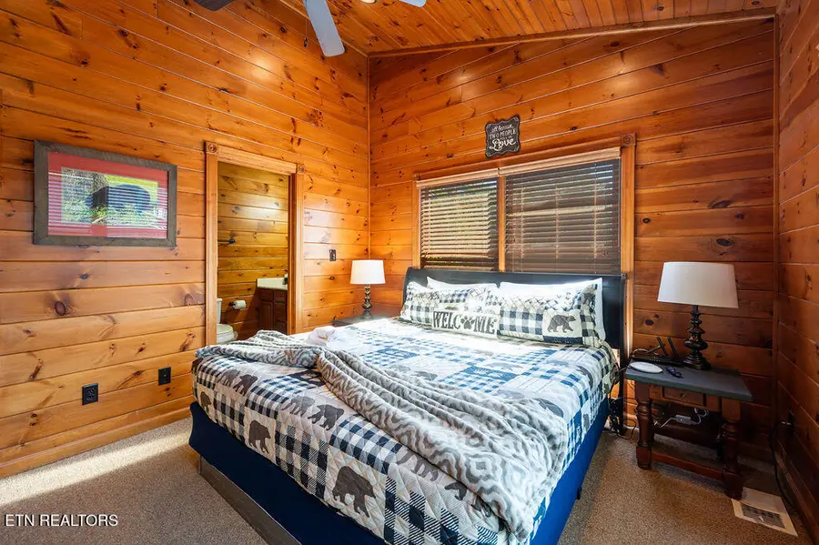 834 Great Smoky Way, Gatlinburg, TN 37738 - #2