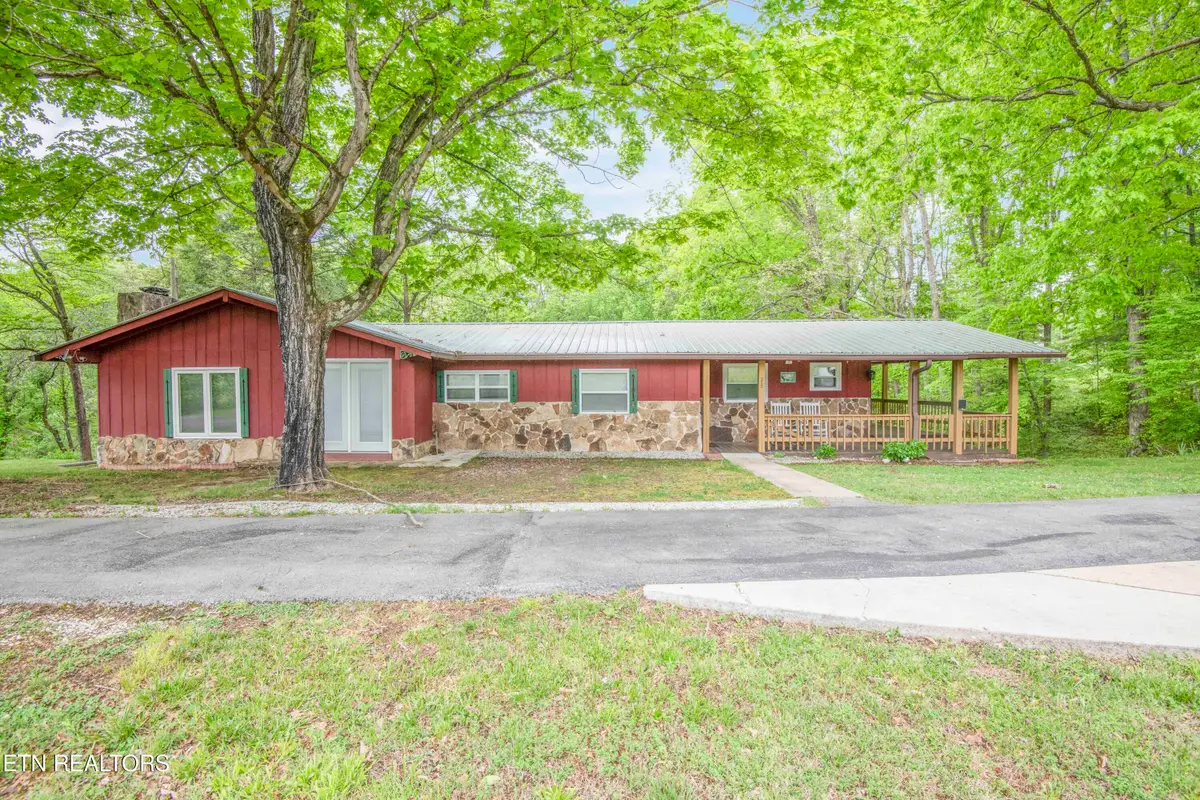 355 Eli Lane, Oneida, TN 37841 - #1