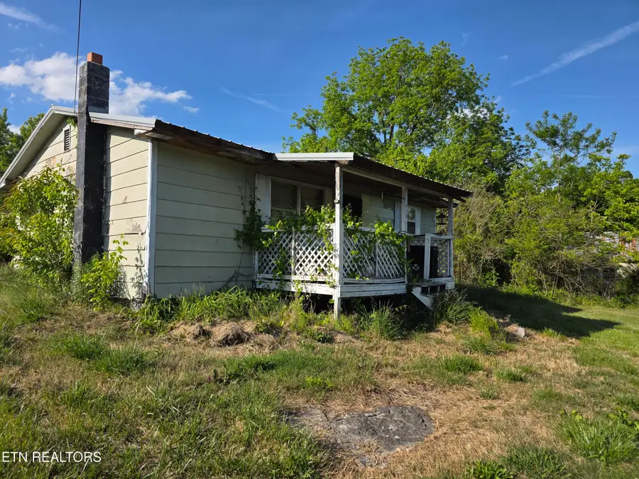 1019 Gibson Lane, Lafollette, TN 37766 - #2