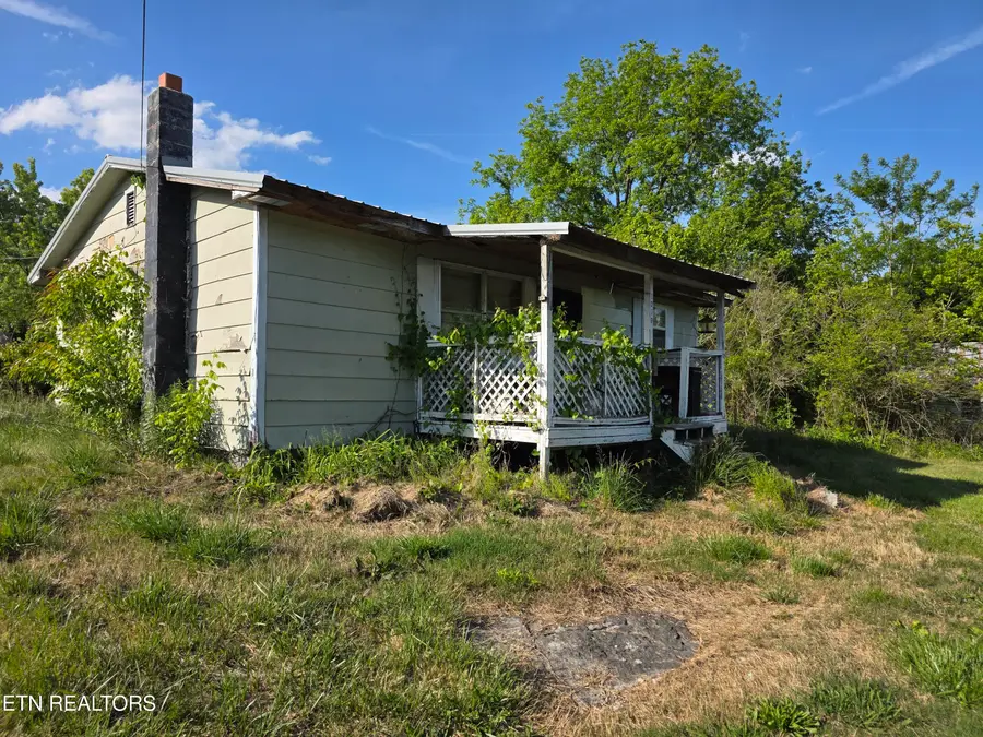 1019 Gibson Lane, Lafollette, TN 37766 - #3