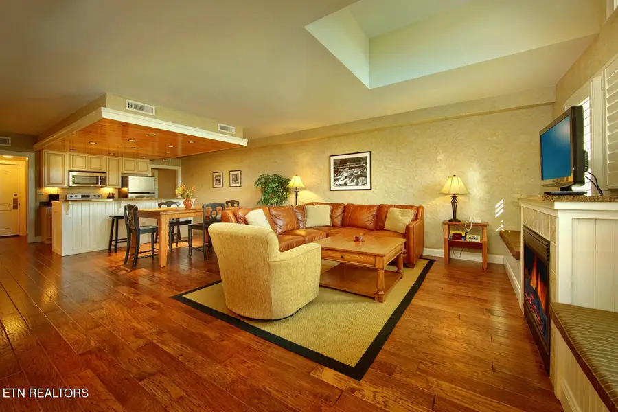 3415 Teaster Lane #UNIT 401, Pigeon Forge, TN 37863 - #2