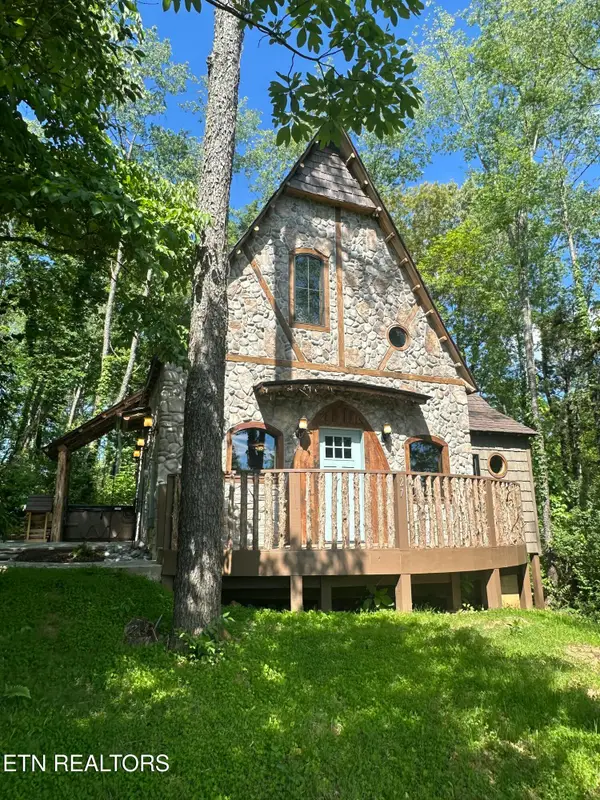 970 Douglas Dam Rd, Kodak, TN 37764