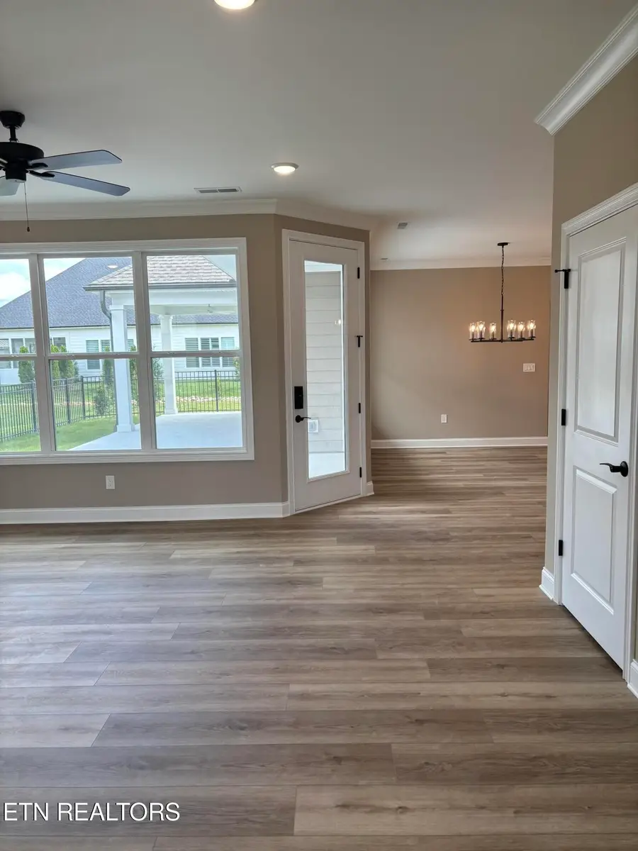 113 Honeysuckle Drive, Lenoir City, TN 37771 - #2