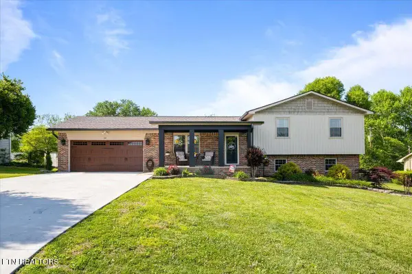 304 Dogwood Lane, Jacksboro, TN 37757