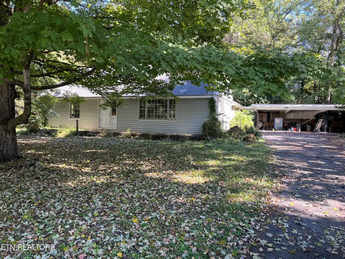 645 Lakeshore Drive, Kingston, TN 37763 - #1