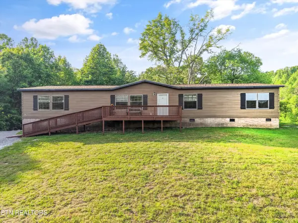 540 Mel Hall Rd, Maryville, TN 37803