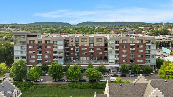 333 W Depot Ave #406, Knoxville, TN 37917