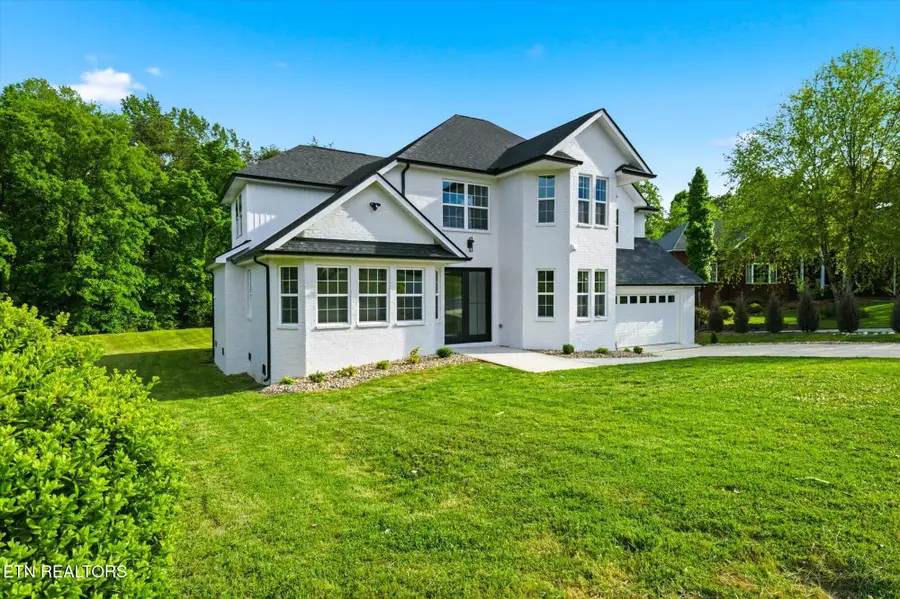 3636 S Creek Rd, Knoxville, TN 37920 - #2