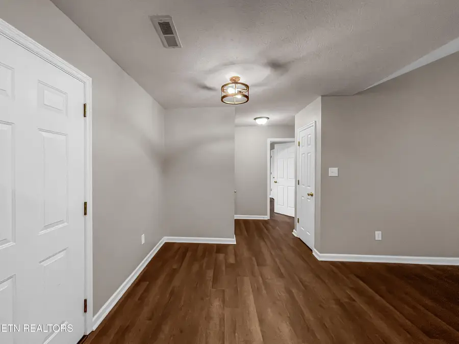 450 Executive Meadows Drive, Lenoir City, TN 37771 - #3