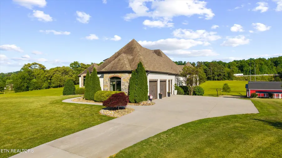6824 Hickory Creek Rd, Lenoir City, TN 37771 - #2