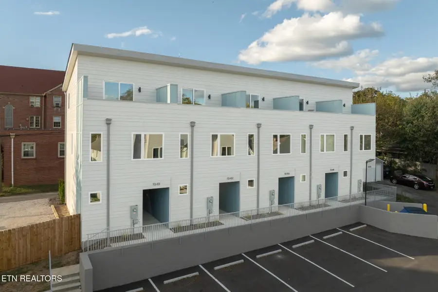 113 E Oldham Ave #103, Knoxville, TN 37917 - #2