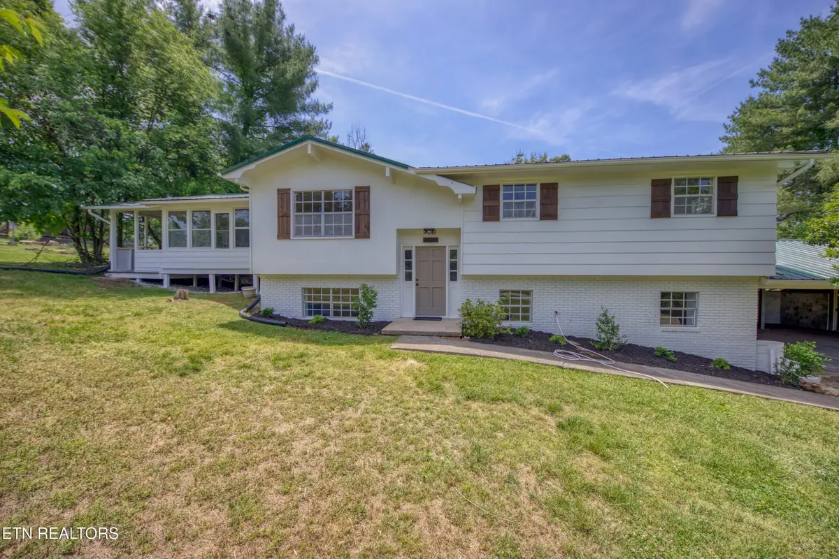 808 Williamson Chapel Rd, Maryville, TN 37801 - #1