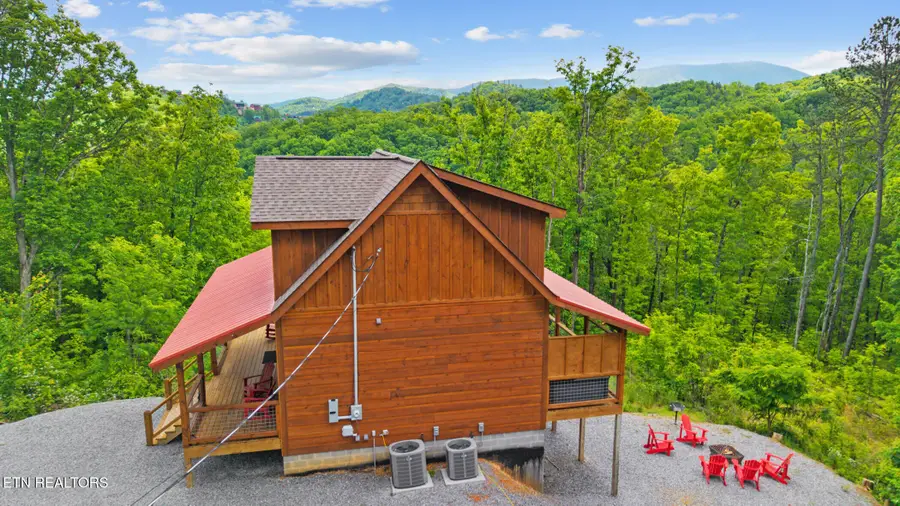 2015 Penny Way, Pigeon Forge, TN 37862 - #2