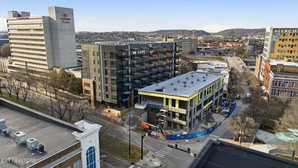 327 W Summit Hill Drive #308, Knoxville, TN 37902