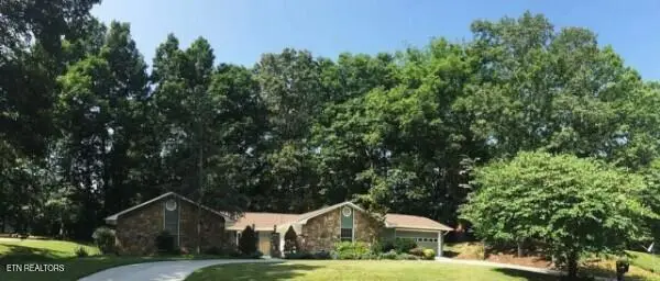 7941 Castlecomb Rd, Powell, TN 37849 - #2