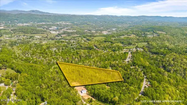 River Rd, Jacksboro, TN 37757