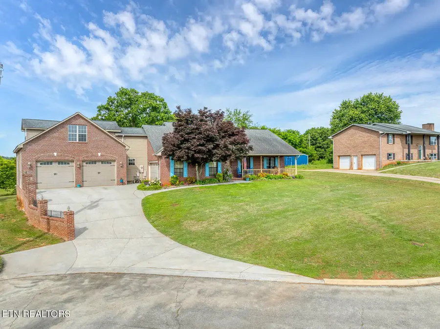 449 Foss Rd, Maryville, TN 37801 - #2