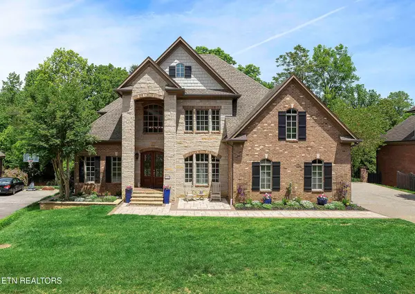 1724 Duncan Woods Lane, Knoxville, TN 37919