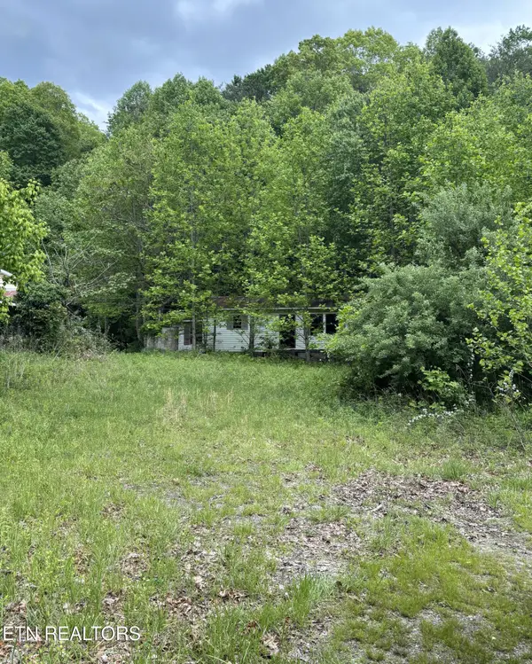 307 Huckleberry Lane, Duff, TN 37729