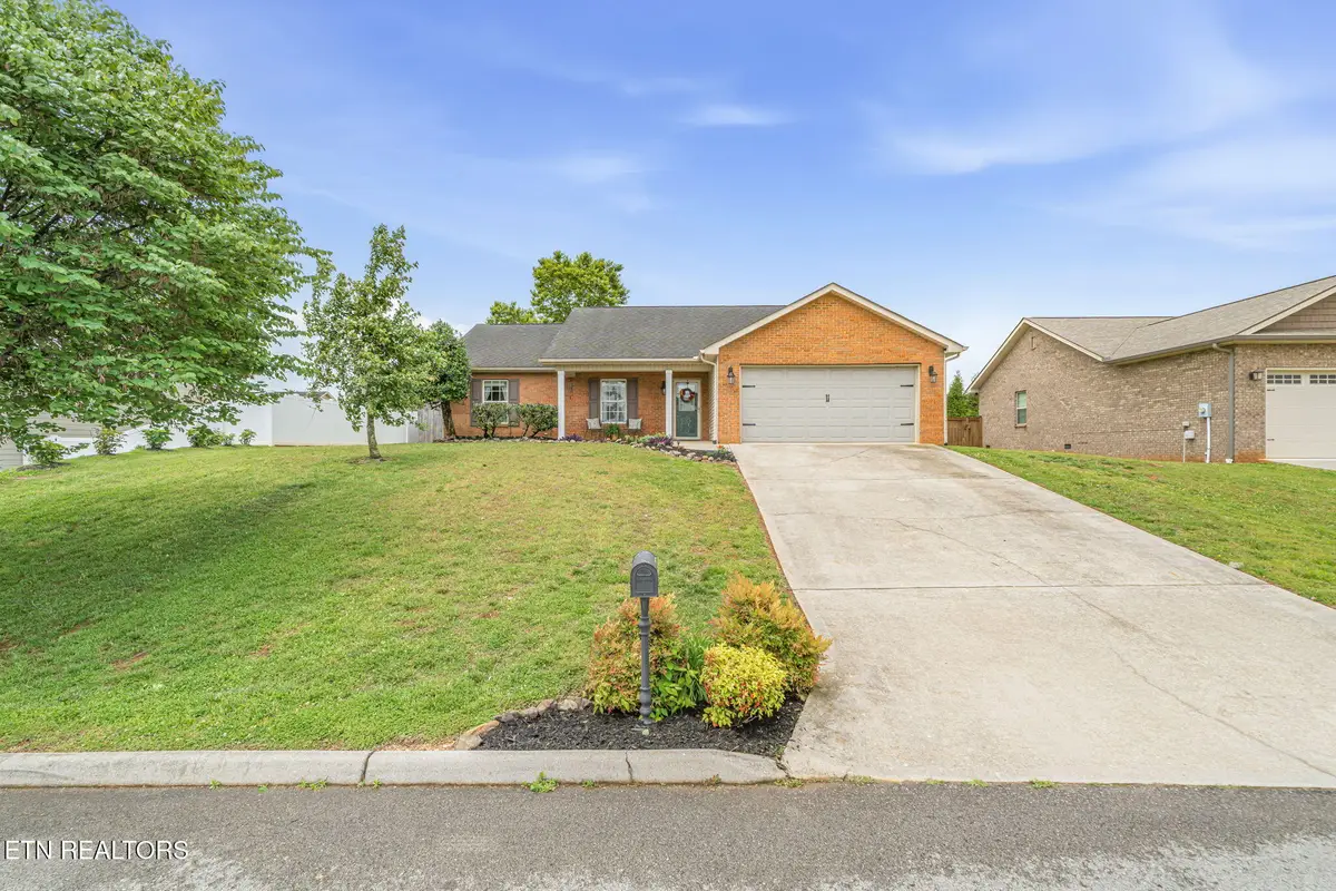 466 Mill Creek Drive, Loudon, TN 37774 - #1