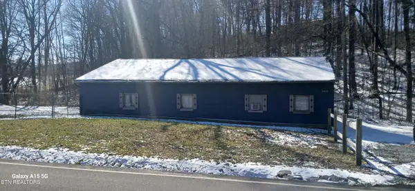 2405 Clearwater Rd, Athens, TN 37303